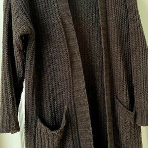 📦(SOLD)EUC WOMAN'S SMALL () GRAY AMERICAN EAGLE CARDIGAN SWEATER